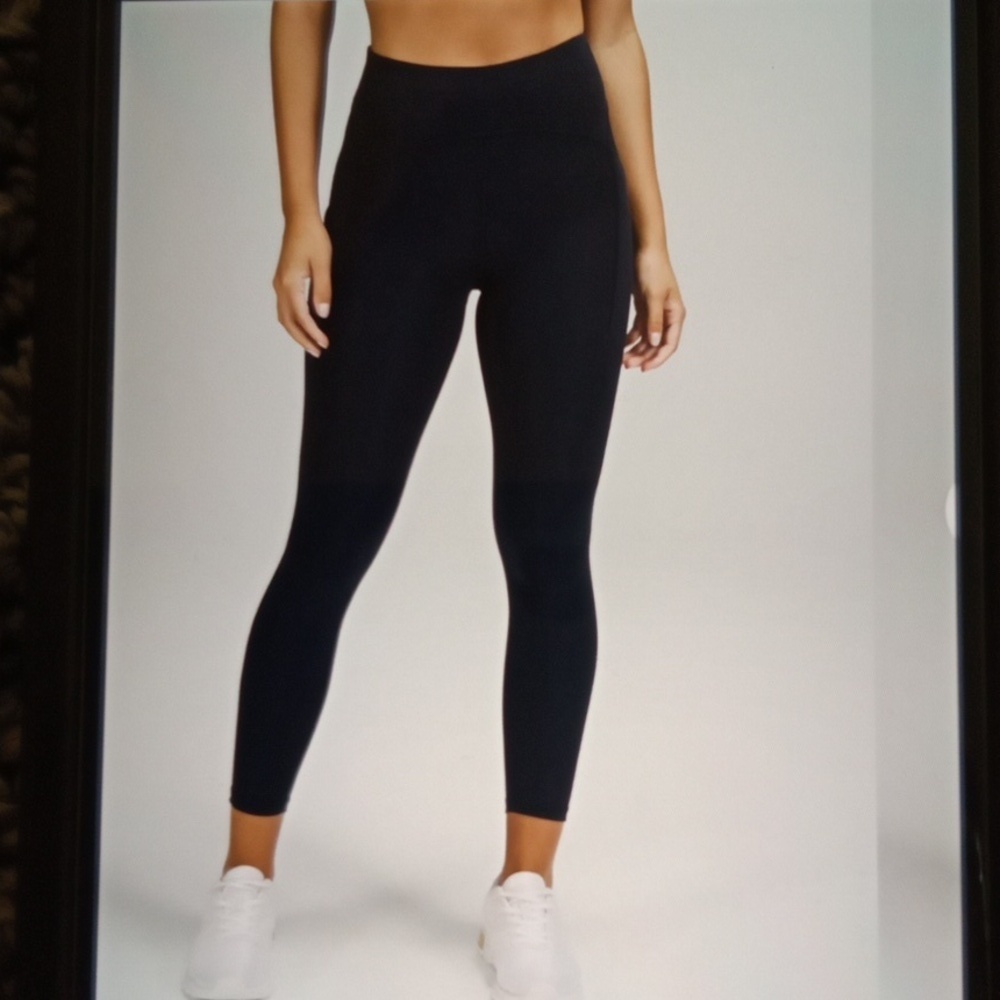 Lululemon Power Thru High Rise Tight 28" True Blue Color Leggings Size 6